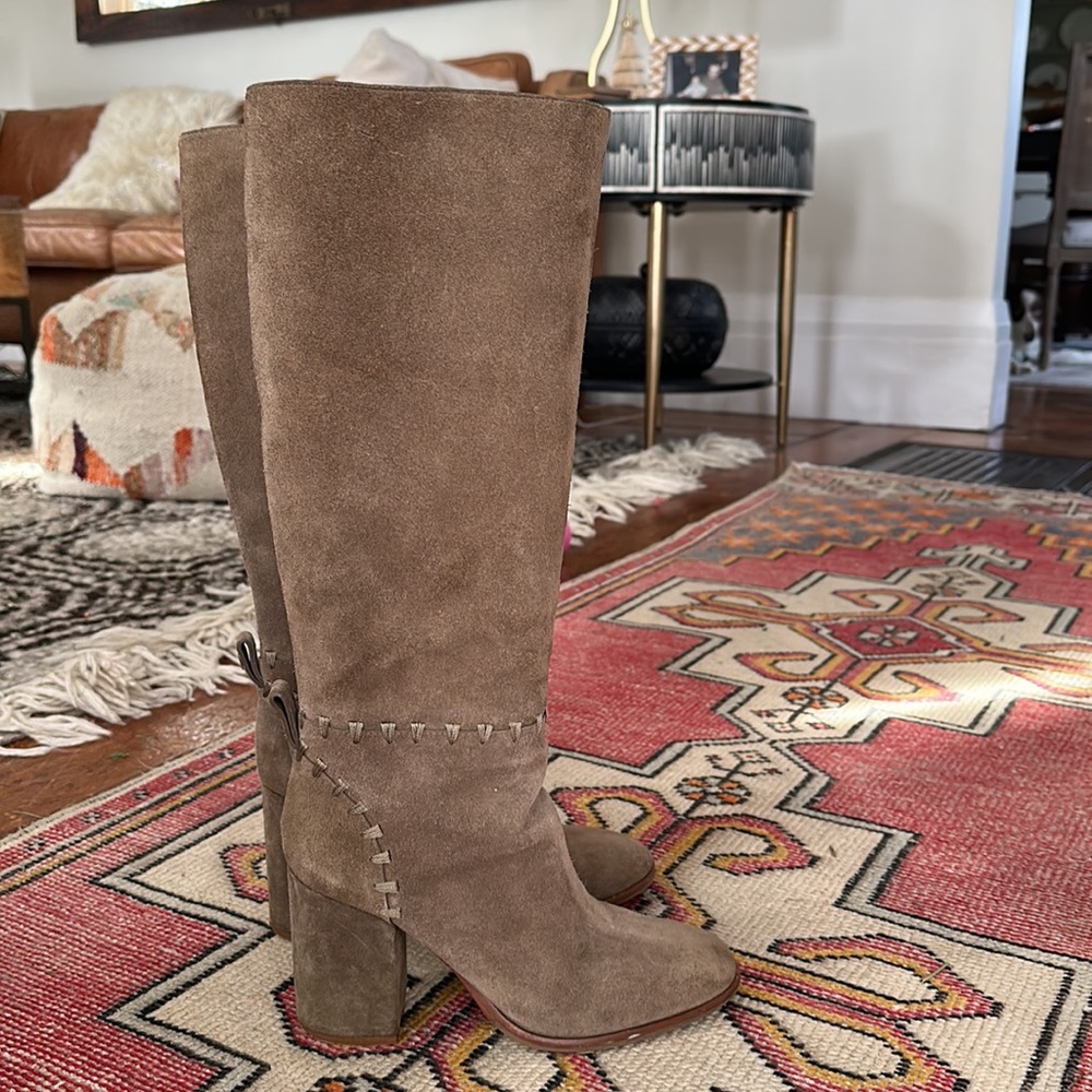 Tory Burch Boots